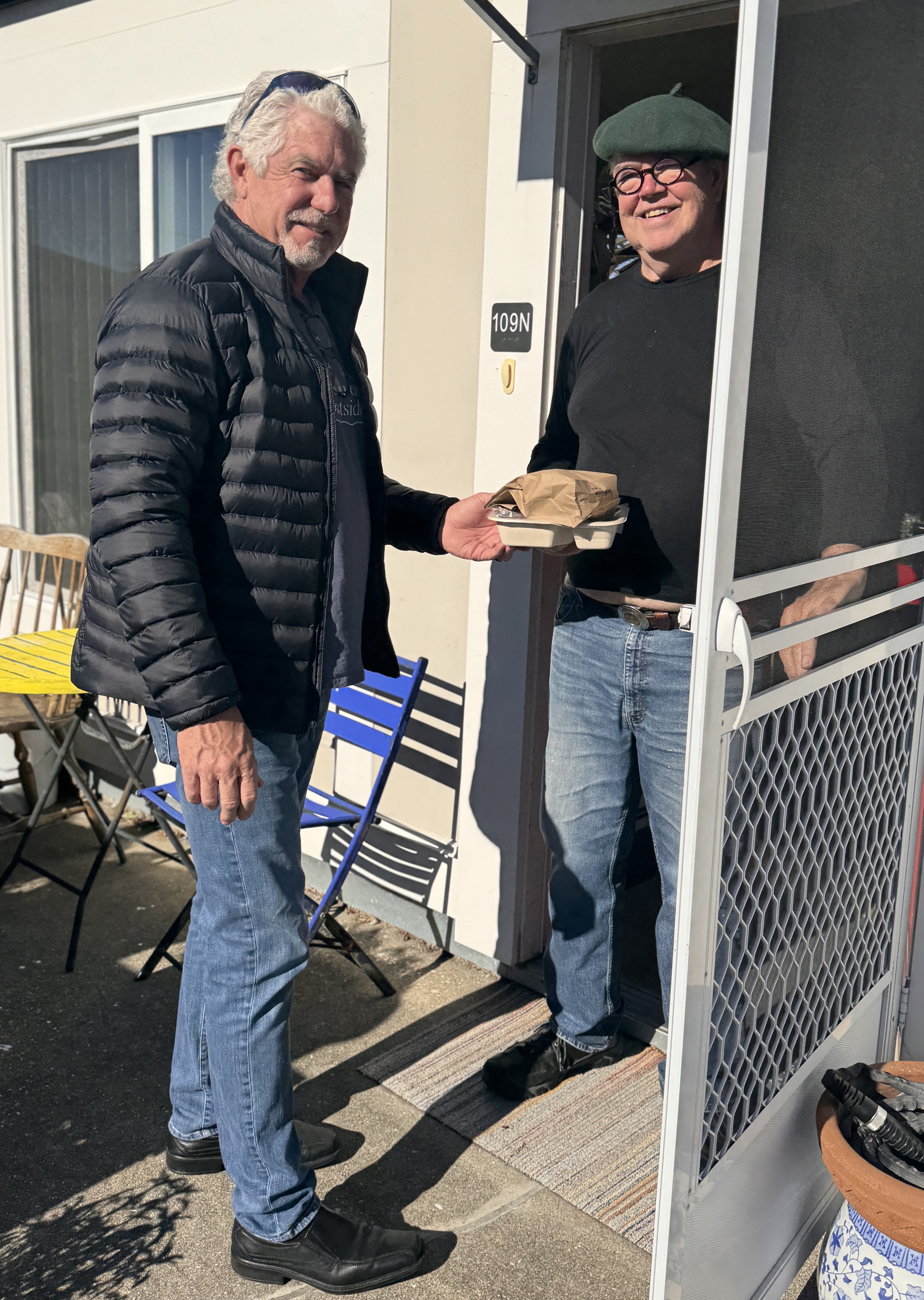 Rich (volunteer) and John (meal recipient)